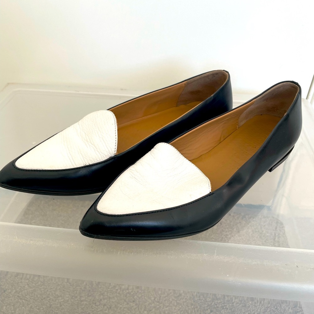 Everlane The Modern Point shoe black/white - Sz 8.5